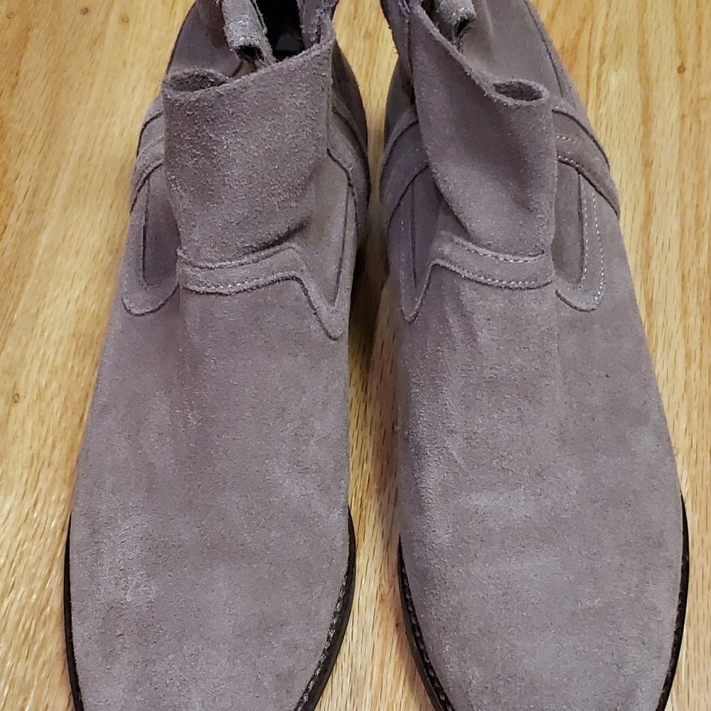 Dolce Vita suede ankle boots - Size 9.5